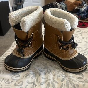 Sorel Tan and Black Waterproof Boots